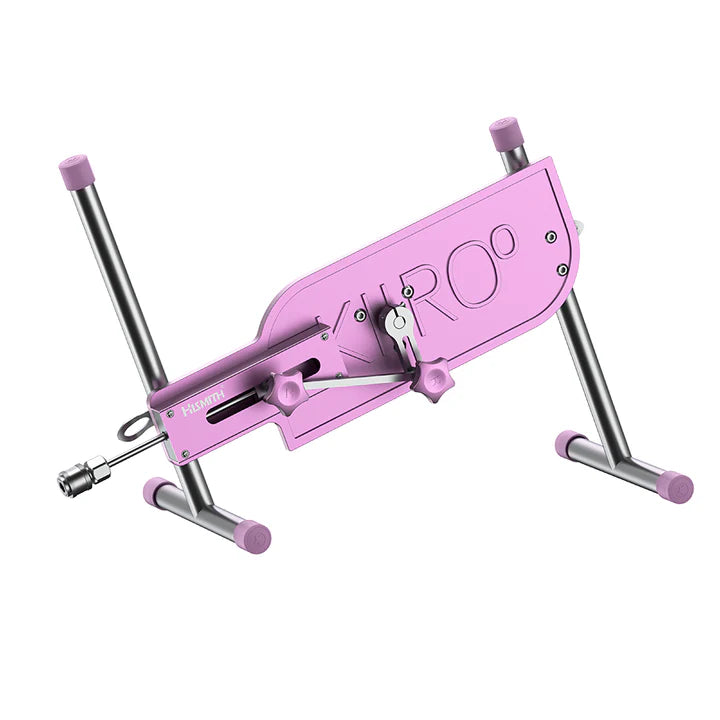 Máquina sexual Kiiroo Pleasure Drive en posición inclinada para mayor versatilidad de uso.